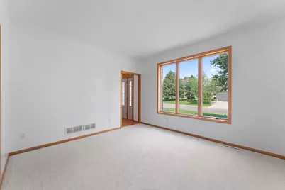 6172 104th Circle N, Brooklyn Park, MN 55443 - Photo 12