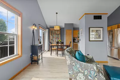 7527 Hampton Lane, Shakopee, MN 55379 - Photo 4