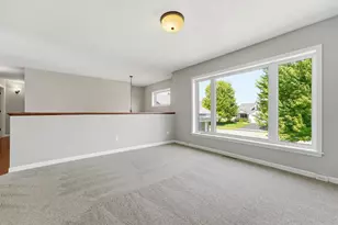 9155 Fairway Hill Dr, Elko New Market, MN 55020 - Photo 8