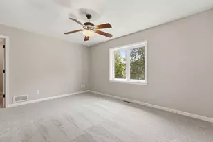 9155 Fairway Hill Dr, Elko New Market, MN 55020 - Photo 26