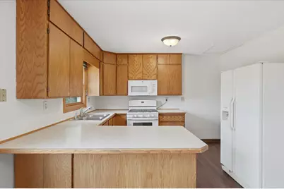 710 Kinney Road, Hudson, WI 54016 - Photo 14