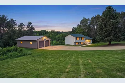 710 Kinney Road, Hudson, WI 54016 - Photo 2