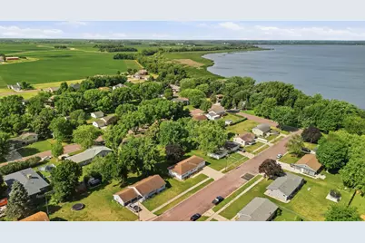 16 Minnesota Avenue W, Minnesota Lake, MN 56068 - Photo 38