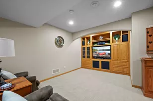 12500 Dorchester Trail, Apple Valley, MN 55124 - Photo 28