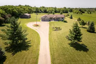 2851 160th St, Swanville, MN 56382 - Photo 2