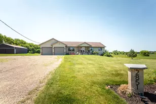 2851 160th St, Swanville, MN 56382 - Photo 2