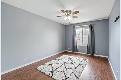 2004 Arkwright Street, Maplewood, MN 55117 - Photo 32