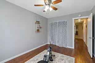 2004 Arkwright St, Maplewood, MN 55117 - Photo 30