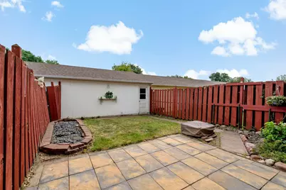 2004 Arkwright Street, Maplewood, MN 55117 - Photo 48