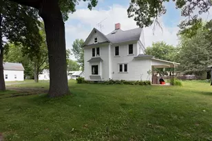 520 12th St SE, Menomonie, WI 54751 - Photo 4