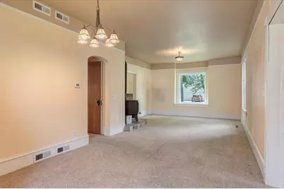 520 12th Street SE, Menomonie, WI 54751 - Photo 10