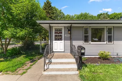 5801 Orchard Avenue N, Crystal, MN 55429 - Photo 2