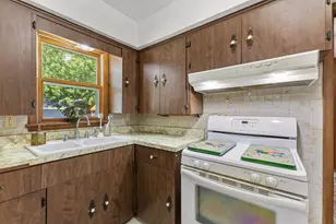 5801 Orchard Ave N, Crystal, MN 55429 - Photo 12