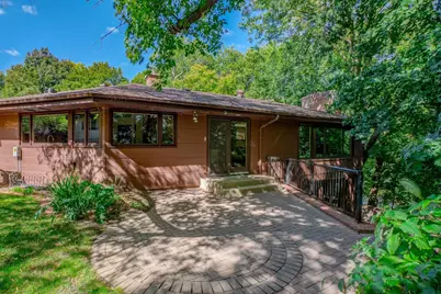 690 Linwood Avenue, Saint Paul, MN 55105 - Photo 2