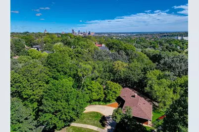 690 Linwood Avenue, Saint Paul, MN 55105 - Photo 32