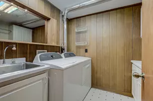 690 Linwood Ave, Saint Paul, MN 55105 - Photo 26