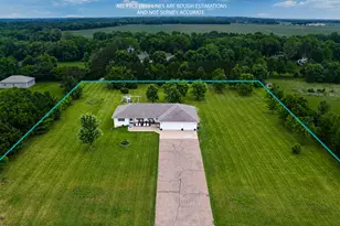1572 47th St SE, Saint Cloud, MN 56304 - Photo 1
