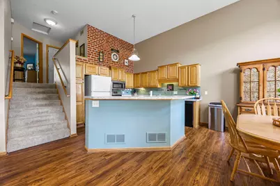 18828 Inca Avenue, Lakeville, MN 55044 - Photo 6