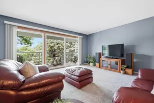 122 Demont Ave E, Little Canada, MN 55117 - Photo 2