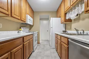 122 Demont Ave E, Little Canada, MN 55117 - Photo 4