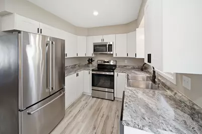 411 11th Avenue SE, Faribault, MN 55021 - Photo 6