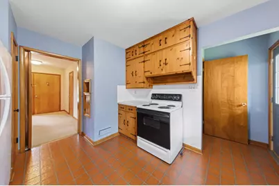 517 Court Avenue, Gaylord, MN 55334 - Photo 14