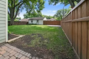 418 Brimhall St, Saint Paul, MN 55105 - Photo 22