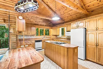 28569 Sleepy Hollow Road, Winthrop, MN 55396 - Photo 8