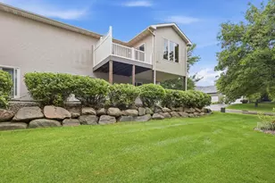 20584 Kearney Path, Lakeville, MN 55044 - Photo 32