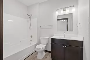 537 N Pearl St, River Falls, WI 54022 - Photo 18