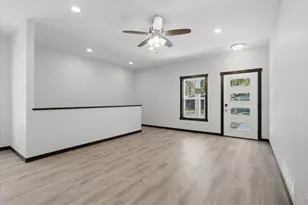 537 N Pearl St, River Falls, WI 54022 - Photo 8