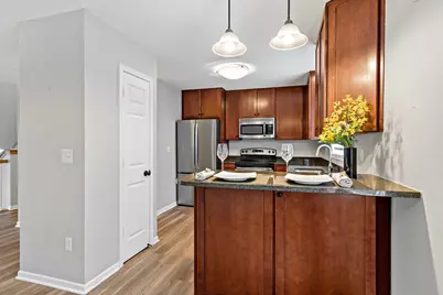 6453 Regency Lane, Eden Prairie, MN 55344 - Photo 10