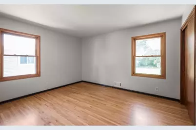8807 Colfax Avenue S, Bloomington, MN 55420 - Photo 12