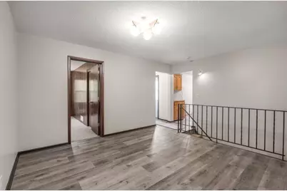 8807 Colfax Avenue S, Bloomington, MN 55420 - Photo 6