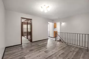 8807 Colfax Ave S, Bloomington, MN 55420 - Photo 6