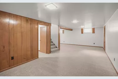 8807 Colfax Avenue S, Bloomington, MN 55420 - Photo 20