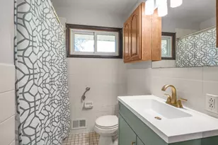 8807 Colfax Ave S, Bloomington, MN 55420 - Photo 8