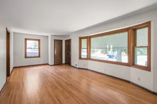 8807 Colfax Ave S, Bloomington, MN 55420 - Photo 16