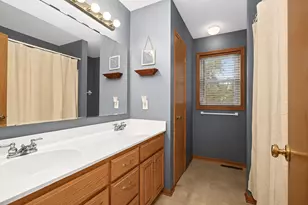 17452 Goodland Path, Lakeville, MN 55044 - Photo 20