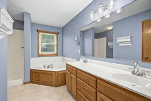 17452 Goodland Path, Lakeville, MN 55044 - Photo 18