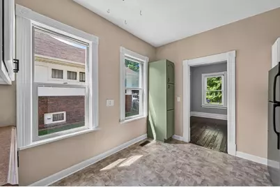 998 Woodbridge Street, Saint Paul, MN 55117 - Photo 8