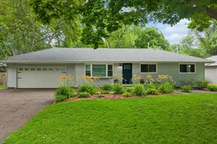 124 Harrington Dr, Long Lake, MN 55356 - Photo 2