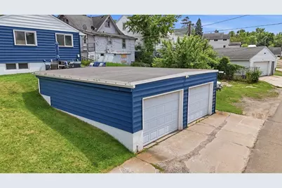 1007 Grant Avenue, Eveleth, MN 55734 - Photo 32