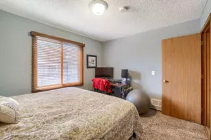 7608 Maplebrook Pkwy N, Brooklyn Park, MN 55445 - Photo 22