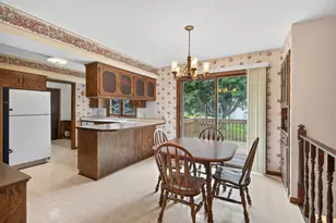 1589 Crest Dr, Chaska, MN 55318 - Photo 8
