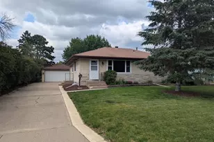 5312 Howe Ln, Brooklyn Center, MN 55429 - Photo 1