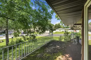 2122 Mesabi Ave, North Saint Paul, MN 55109 - Photo 22
