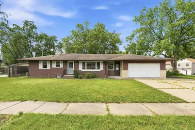 2122 Mesabi Avenue, North Saint Paul, MN 55109 - Photo 1
