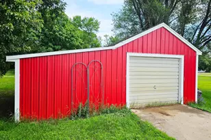 116 N 1st St, Milan, MN 56262 - Photo 12