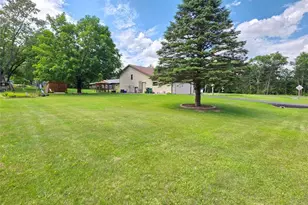 1440 Birchwood Ln, Eau Claire, WI 54703 - Photo 8